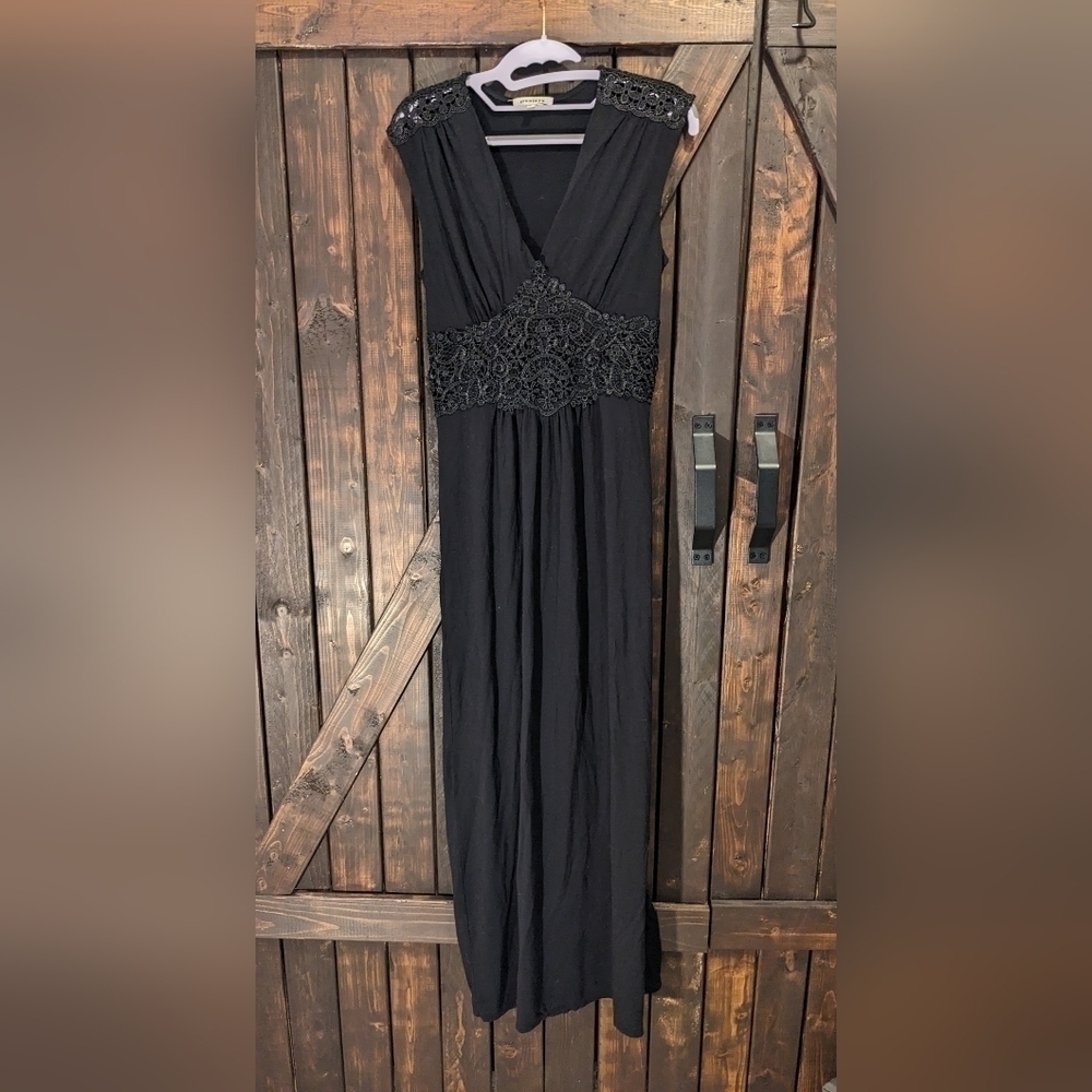 Montreu Black Maxi dress with lace details